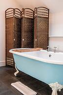 Stunning Five BD Home Near Tewkesbury