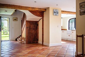 Stunning Five BD Home Near Tewkesbury