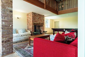 Stunning Five BD Home Near Tewkesbury