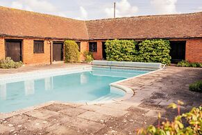 Stunning Five BD Home Near Tewkesbury