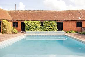 Stunning Five BD Home Near Tewkesbury