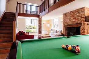 Stunning Five BD Home Near Tewkesbury