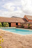 Stunning Five BD Home Near Tewkesbury