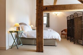 Stunning Five BD Home Near Tewkesbury