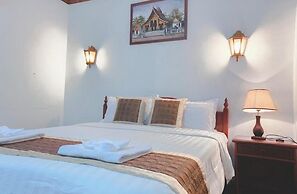 Khampiane Hotel
