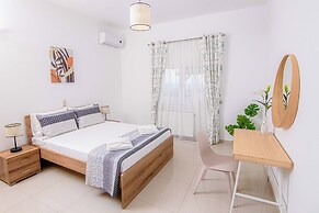 Thea Villa