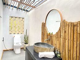 MAXY Guest House