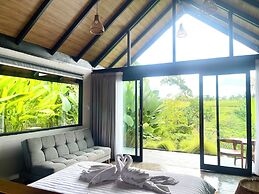 MAXY Guest House