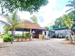 MAXY Guest House