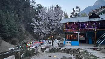 Zenden Stay And Cafe