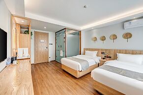 Happy Dragon Saga Hotel