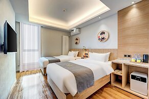 Happy Dragon Saga Hotel