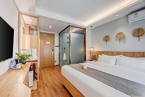 Happy Dragon Saga Hotel