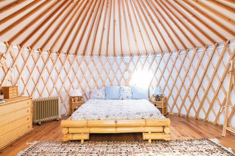 Room-a Yurt Among Olive Trees and the se