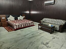 Hotel Satkar Palace Moradabad