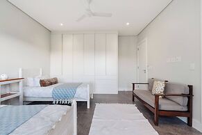 Room-the Yellow-tail Room