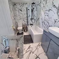 Denhomes Luxury Flat