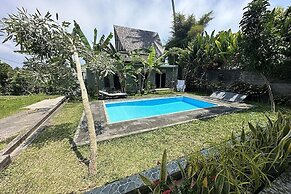 Mejan Beach Home Stay