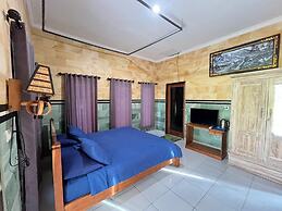 Mejan Beach Home Stay