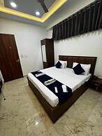 Royal Taj Twin Palace