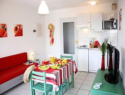 Spacious Beachside Comfort for 6
