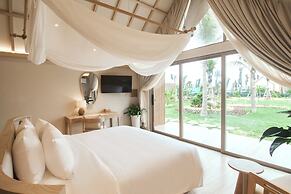 Carabeach Retreat
