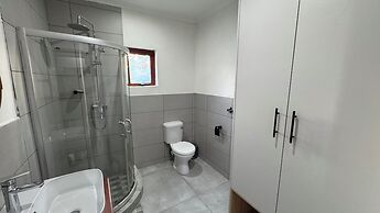 Raintree Hotel