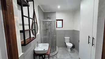 Raintree Hotel