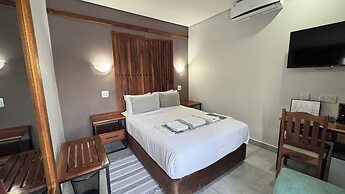 Raintree Hotel
