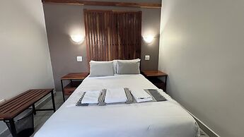 Raintree Hotel