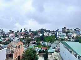 Khach san Qhouse Dalat