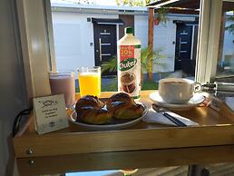 Jardines Inn