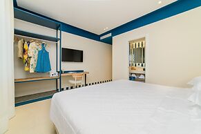 Suites 21 Luxury Apartment