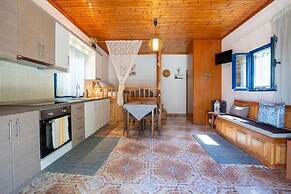 Irene's Cottage Myrtonas
