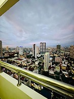 Sky N Sea Suites Malate Sea & City View