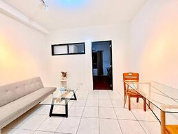 Sky N Sea Suites Malate Sea & City View