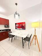 Sky N Sea Suites Malate Sea & City View