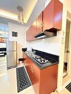 Sky N Sea Suites Malate Sea & City View