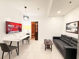 Sky N Sea Suites Malate Sea & City View