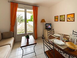 Apartment in Maussane-les-alpilles