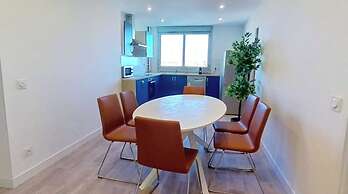 Private Room in a Shared Flat - Lyon 8