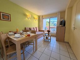 Hillside Mediterranean Stay for 6