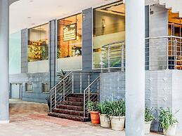 Super Townhouse Bombay Exhibition Centre