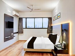 Super Townhouse Bombay Exhibition Centre