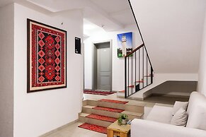 Kulla e Sahatit in Old Bazaar