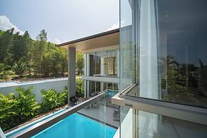 GRAND VIEW Residences Villa with Pool
