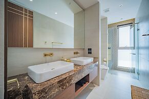 GRAND VIEW Residences Villa with Pool