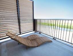 Beachfront Apartment for Four in Workum