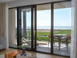 Beachfront Apartment for Four in Workum