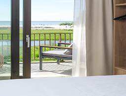 Waterfront Escape for Two at Soal